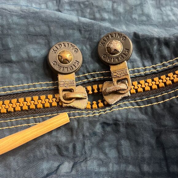 Vtg Kipling Large Duffle Bag Travel Weekender Nylon Zip Blue Overnight Tote - Picture 11 of 16